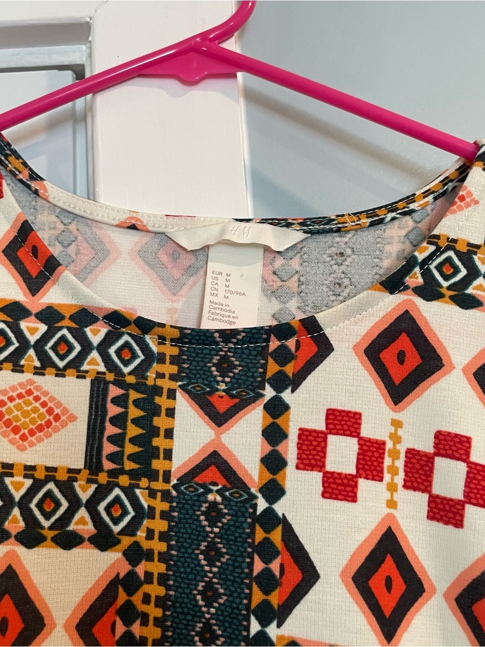 H&M Geometric Aztec Print Fit and Flare Dress Size Medium - Picture 4 of 6